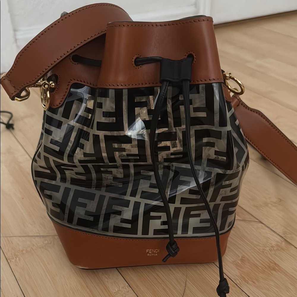 Fendi Mon Tresor Bucket Bag
